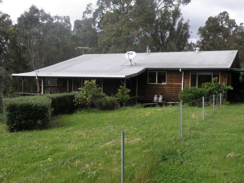 Property 111804067, Nannup, WA 6275 Property Details
