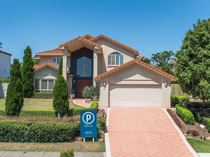 27 Amersham Crescent, Carindale, Qld 4152 Property Details