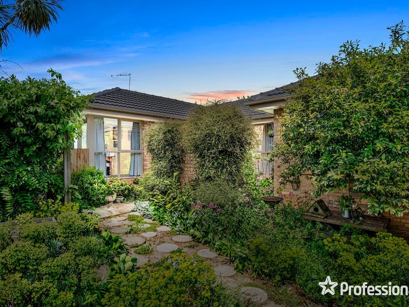 24 Durham Road, Kilsyth, VIC 3137