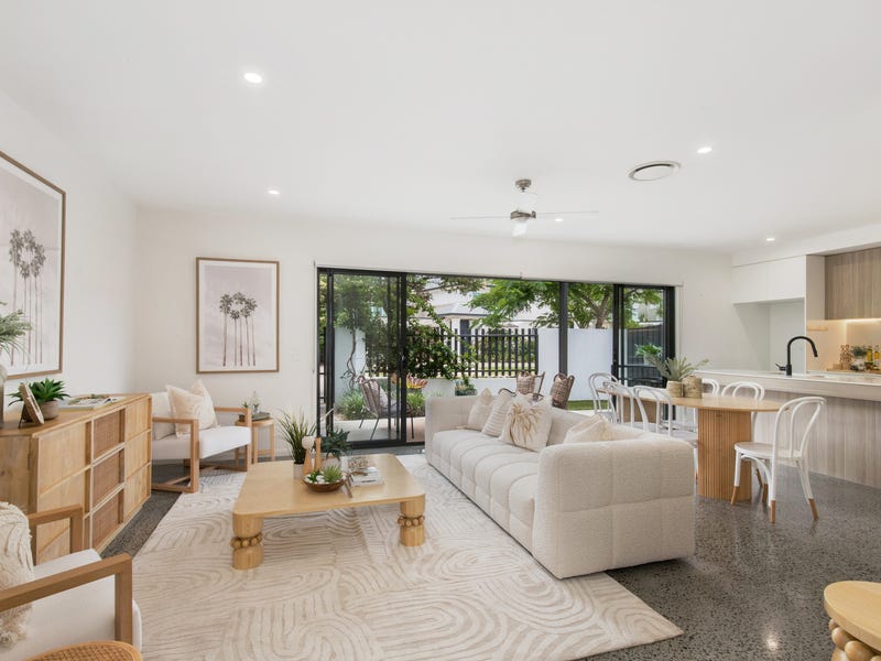 4/88 Glades Drive, Robina, Qld 4226 Property Details