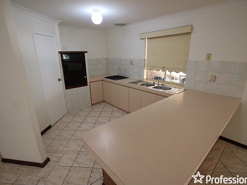 24 Sugarwood Drive, Thornlie, WA 6108