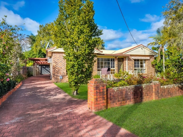 4 Crest Avenue, North Nowra, NSW 2541