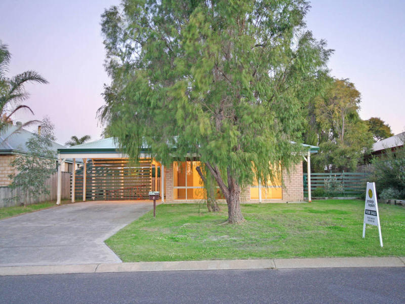 8 Amberley Loop, Dunsborough, WA 6281 Property Details