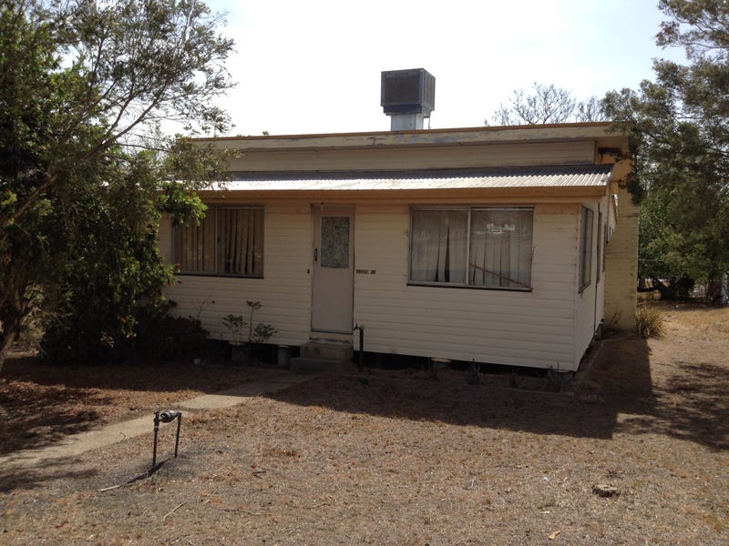 18 Flemming Street, Texas, QLD 4385