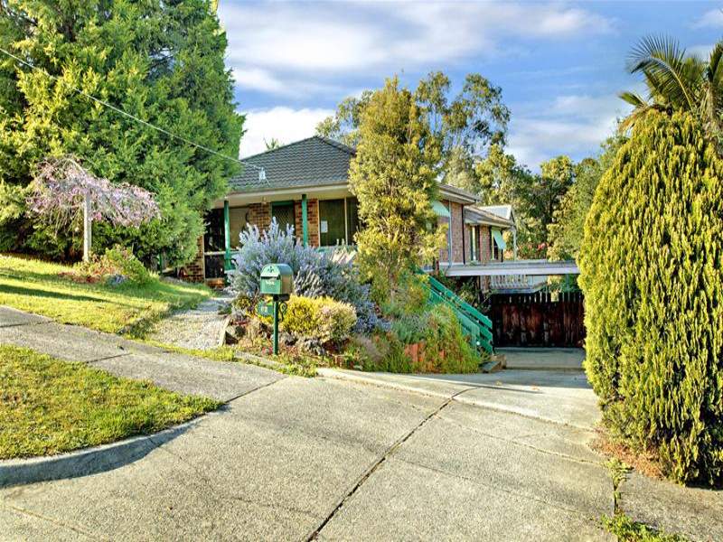 62 Zina Grove, Mooroolbark, Vic 3138 Property Details