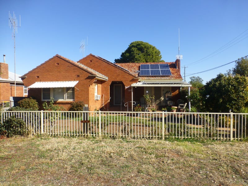 102 Boori Street, Peak Hill, NSW 2869