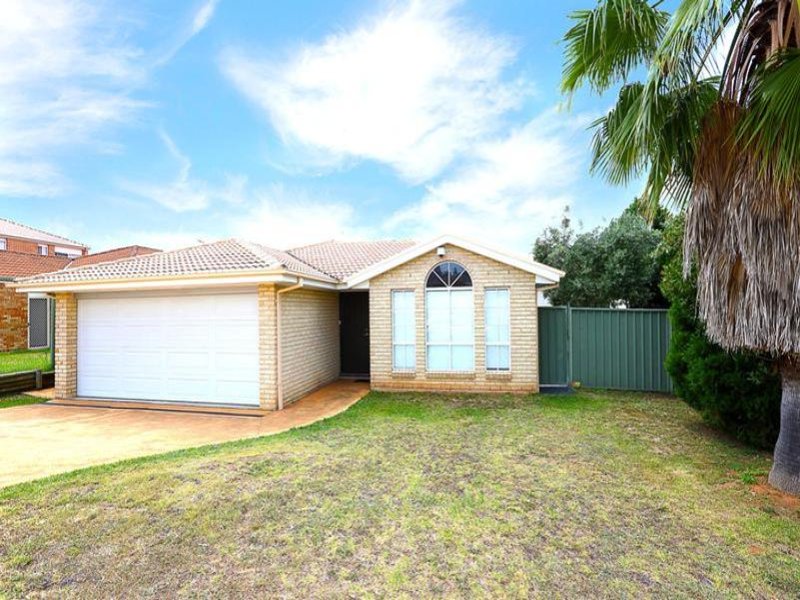 101 Pacific Palms Circuit, Hoxton Park, NSW 2171