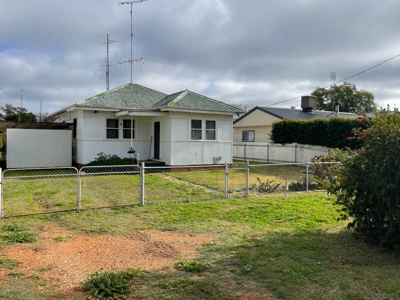 19 Mudal Street, Nyngan, NSW 2825 House for Sale