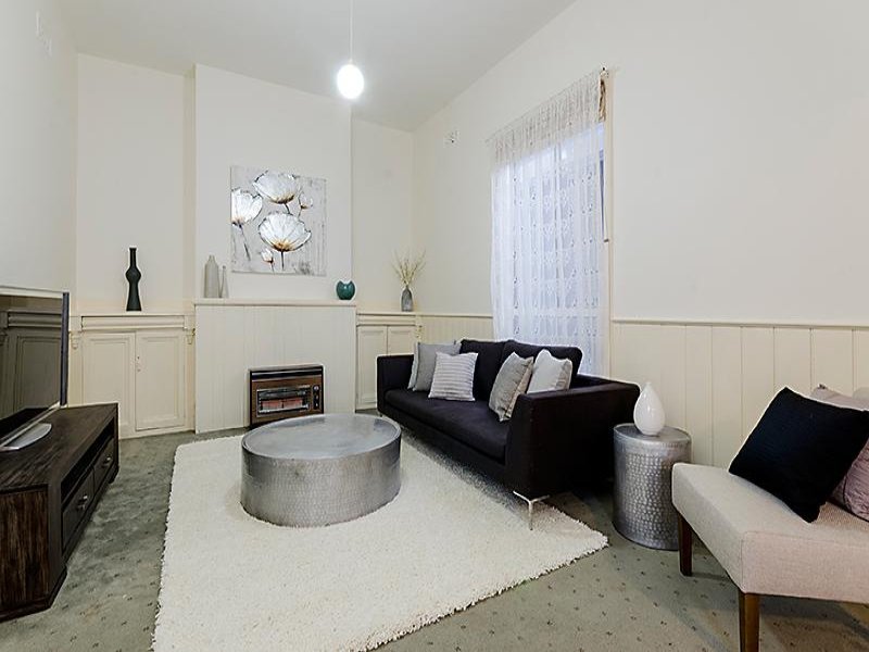 74 Sydney Parade, Geelong, Vic 3220 Property Details