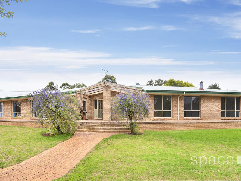 10 Duggan Drive, Cowaramup, WA 6284 Property Details