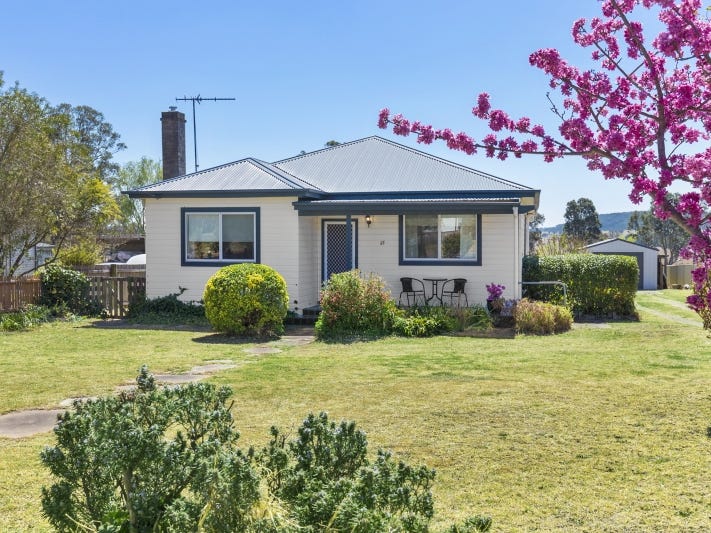 33 Brayton Road, Marulan, NSW 2579