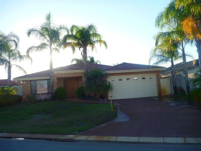 37 Enderby Court, Ballajura, WA 6066 Property Details