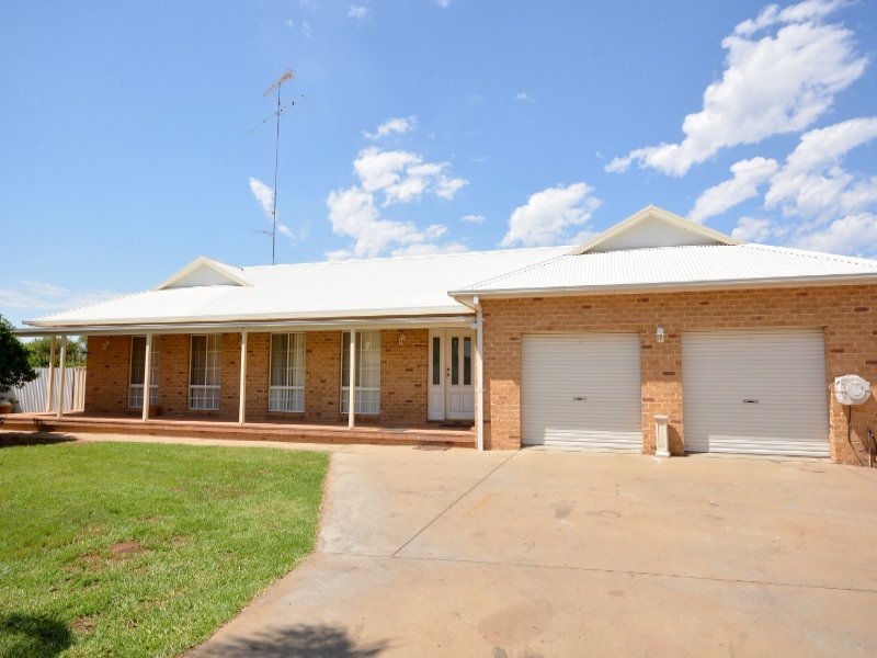 7 Halford Place, Griffith, NSW 2680