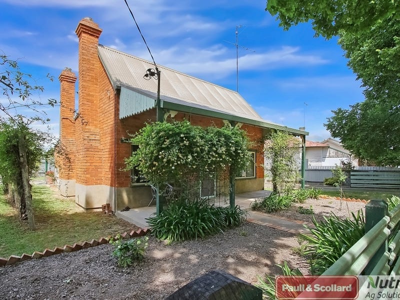 32 Melville Street, Culcairn, NSW 2660