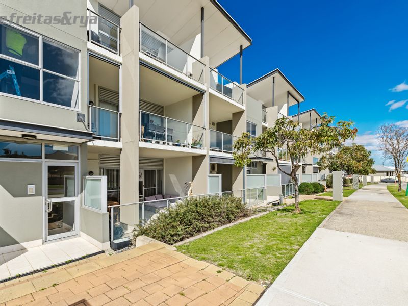 2/105 Wentworth Parade, Success, WA 6164