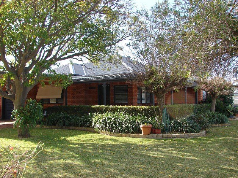 61 Carl Street, Muswellbrook, NSW 2333