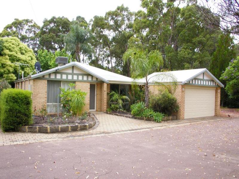 30 Cockatoo Drive, Mundaring, WA 6073