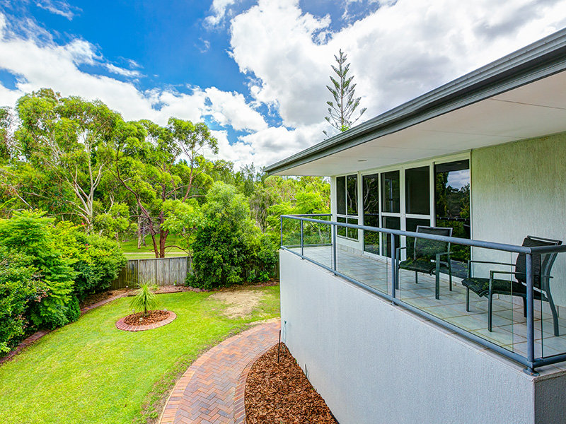 12 Amersham Crescent, Carindale, Qld 4152 Property Details