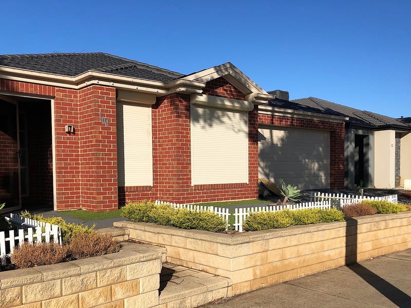 101 Manor Lakes Boulevard, Manor Lakes, VIC 3024