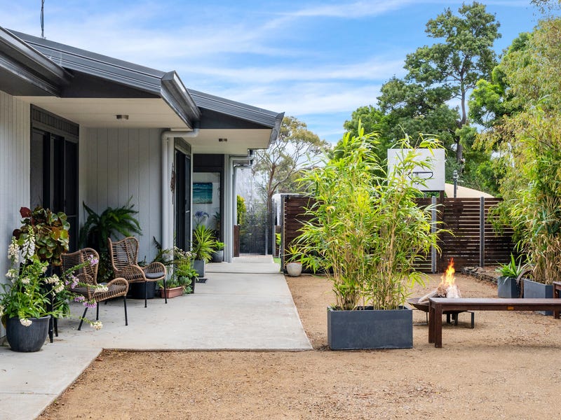 8 Provence Drive, Carlton, Tas 7173 House for Sale