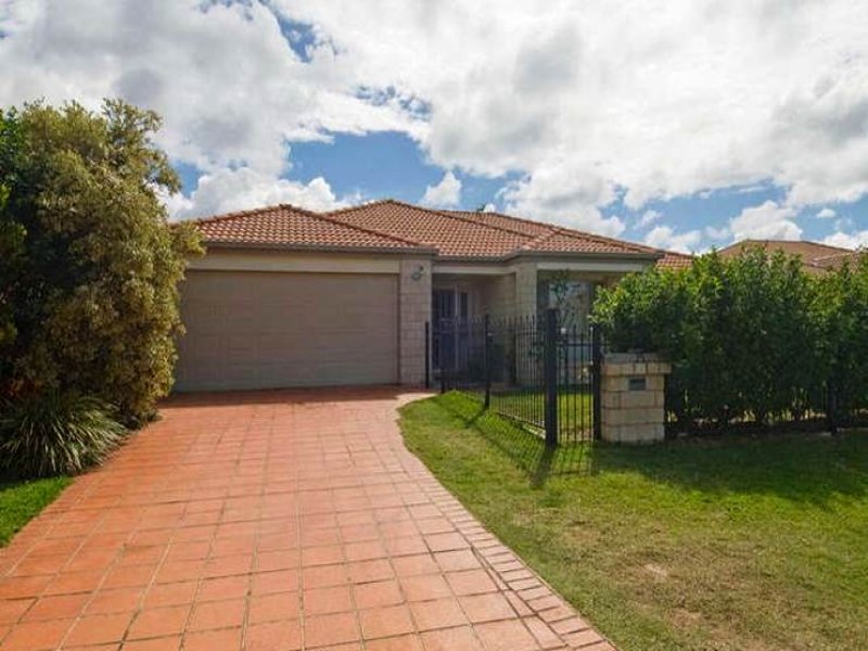 25 Sugargum Court, Molendinar, QLD 4214