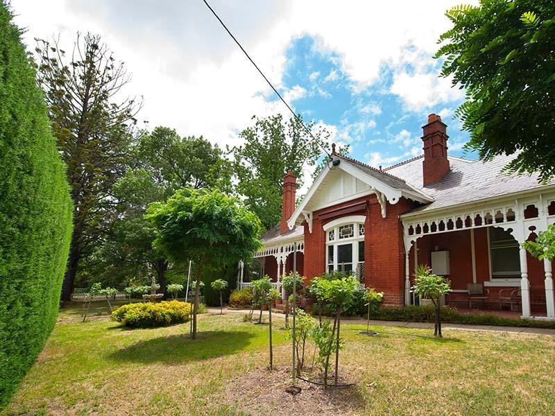 260 Barker Street, Castlemaine, Vic 3450 Property Details