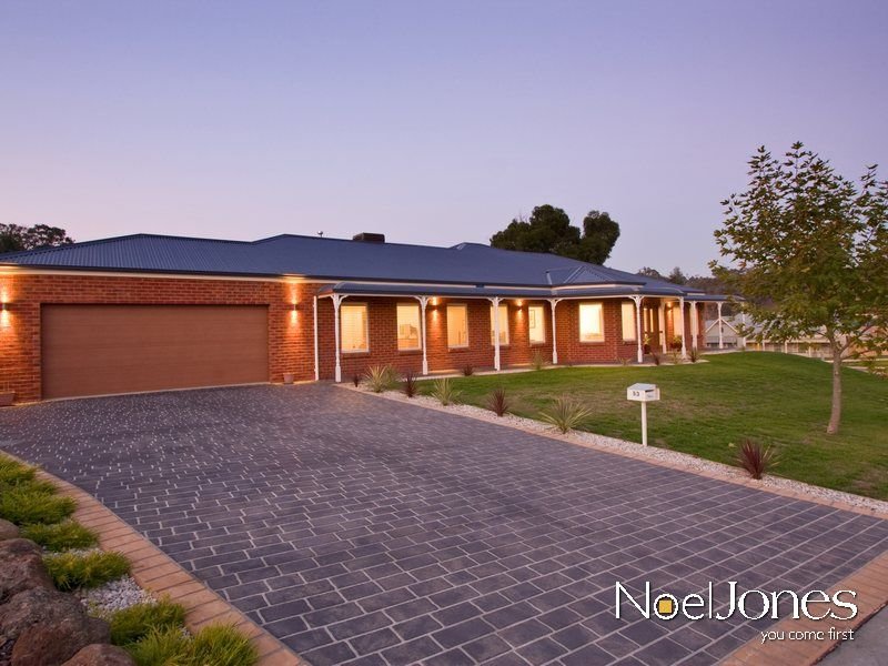 53 Bowman Boulevard, Beaconsfield, Vic 3807 Property Details