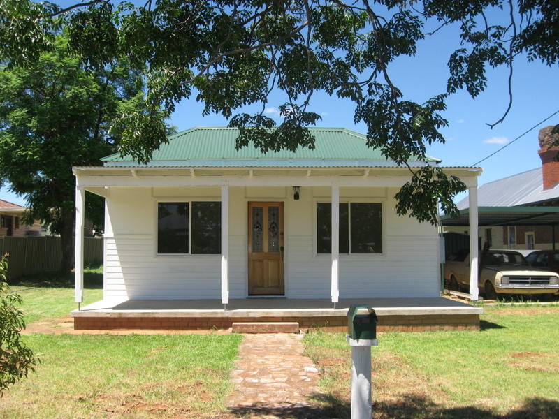 97 Hill Street, Parkes, NSW 2870 Property Details