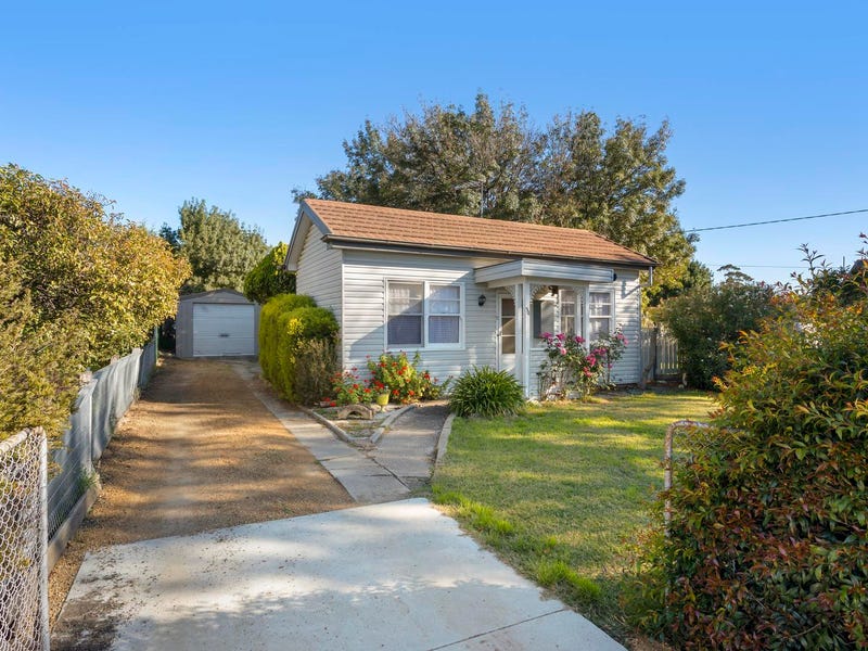 54 Service Street, Clunes, Vic 3370 Property Details