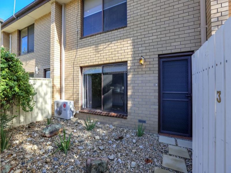 3/883 Padman Drive, Albury, NSW 2640 Property Details