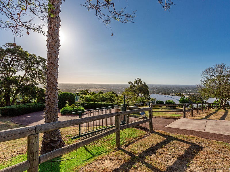 43 Richon Heights, Mount Richon, WA 6112 House for Sale realestate