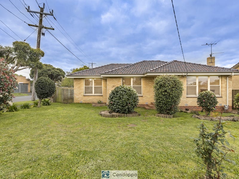 11 McNeilly Road, Drouin, Vic 3818 Property Details