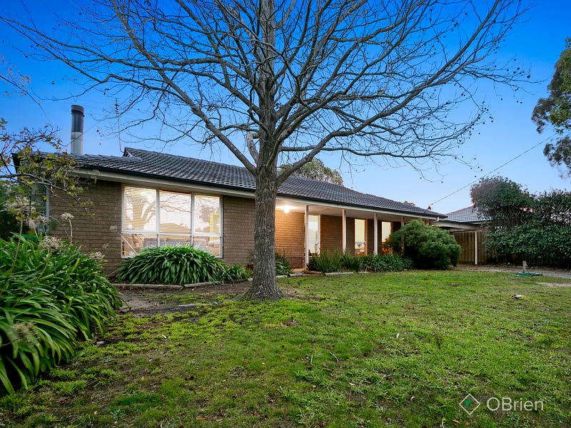 25 Deanswood Drive, Somerville, Vic 3912 Property Details