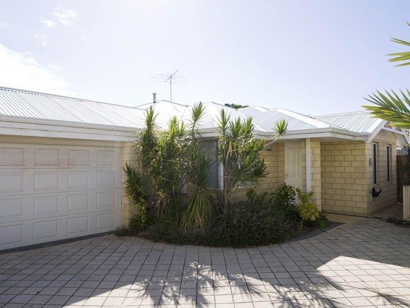 39B Weaponess Road, Scarborough, WA 6019