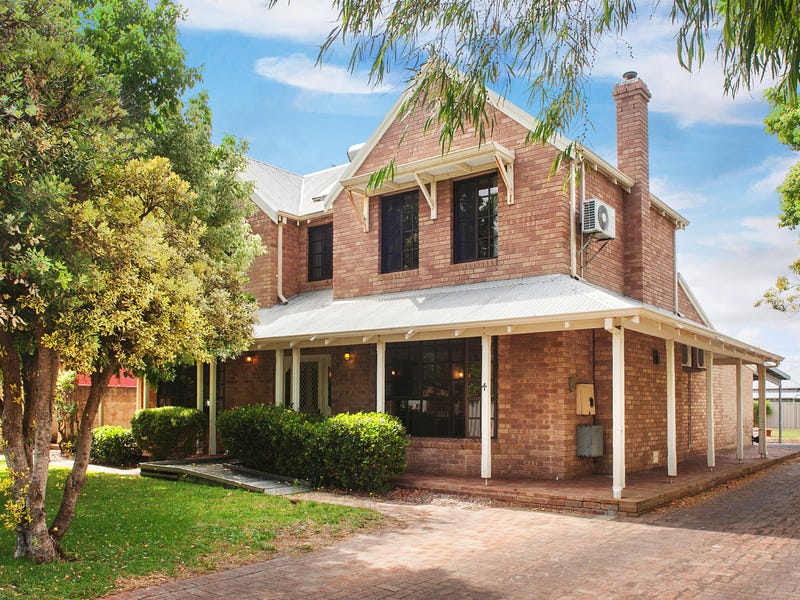 4 Adelaide Street, Busselton, WA 6280
