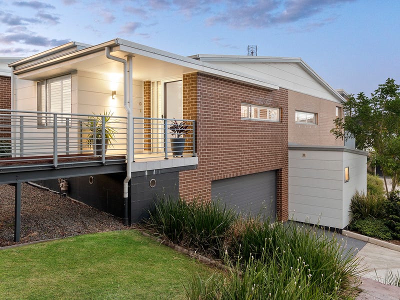 10/37 Tallawalla Road, Valentine, NSW 2280 Property Details