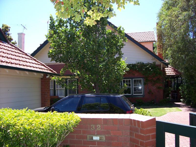 32 Sussex Street, Brighton, VIC 3186