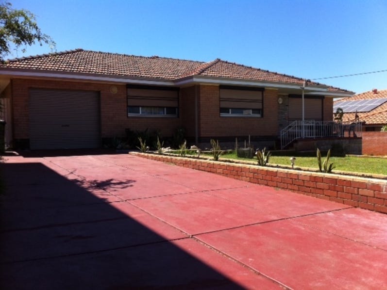 11 Richardson Road, Coogee, WA 6166