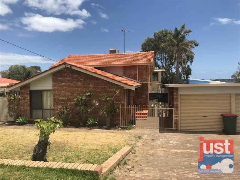 25 Barnes Avenue, Australind, WA 6233