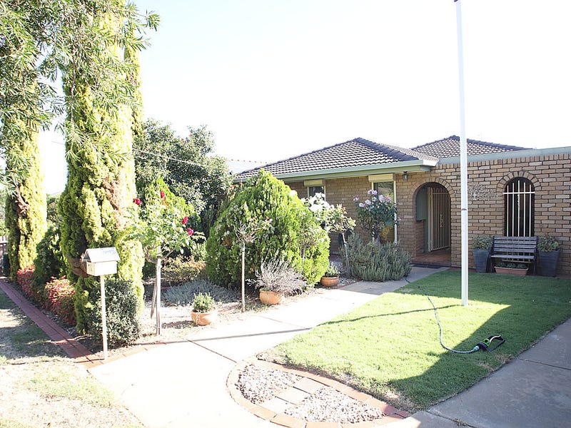 14 Manse Road, Cobram, Vic 3644
