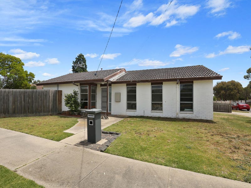 138 Solar Drive, Whittington, VIC 3219