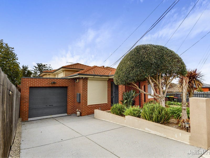 14A Tasman Avenue, Strathmore Heights, VIC 3041