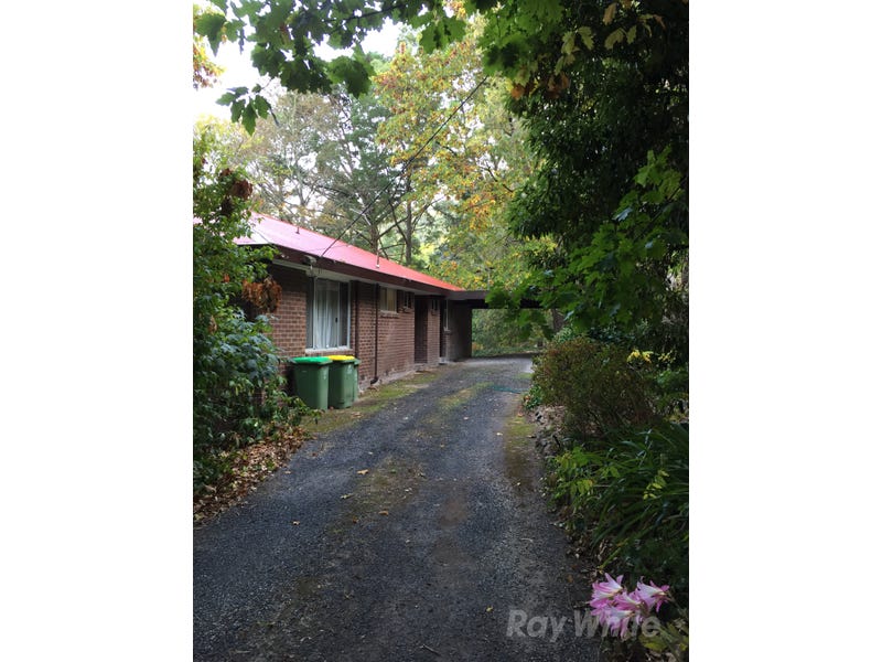 69 Mast Gully Road, Upwey, VIC 3158