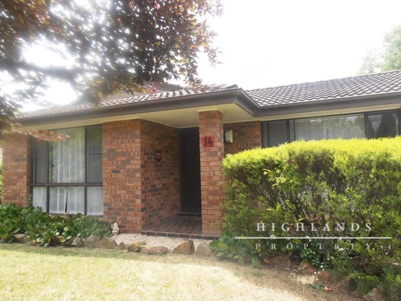 14 Braeside Drive, Bowral, NSW 2576