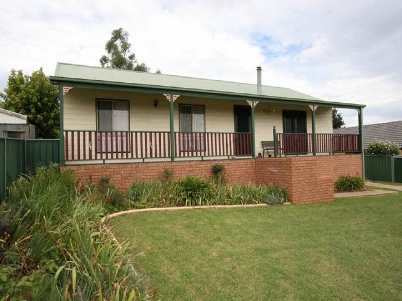 66 Molong Street, Molong, NSW 2866