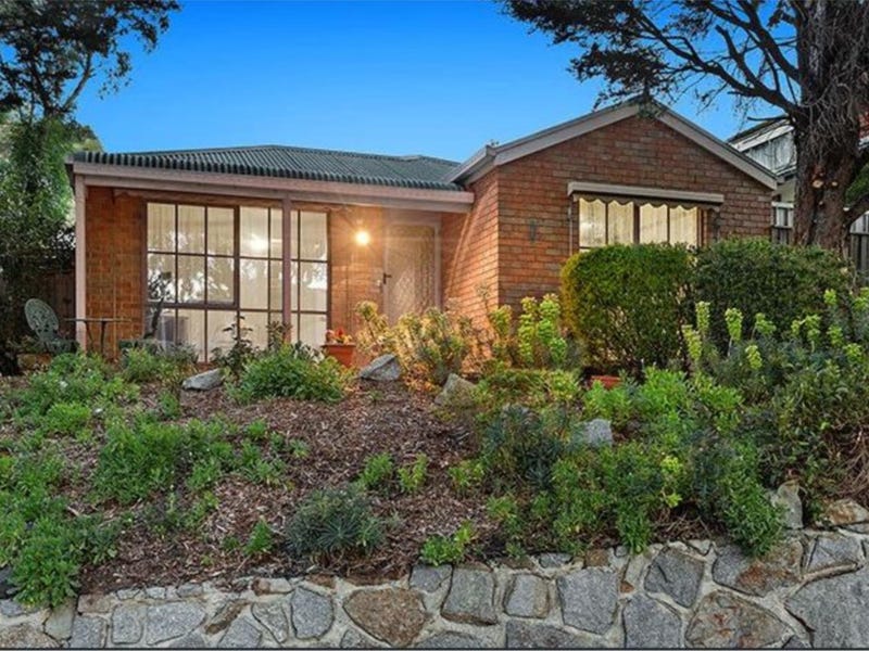 1 Nangwarry Court, Berwick, VIC 3806