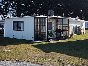 The Swing Bay Hotel In Triabunna Provides A Great Pub Stay Camping