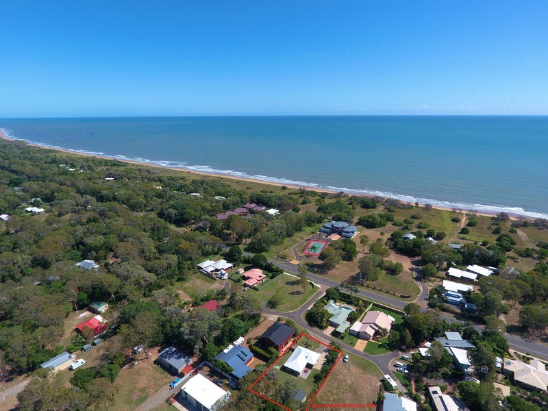 Houses for Sale in Moore Park Beach, QLD 4670