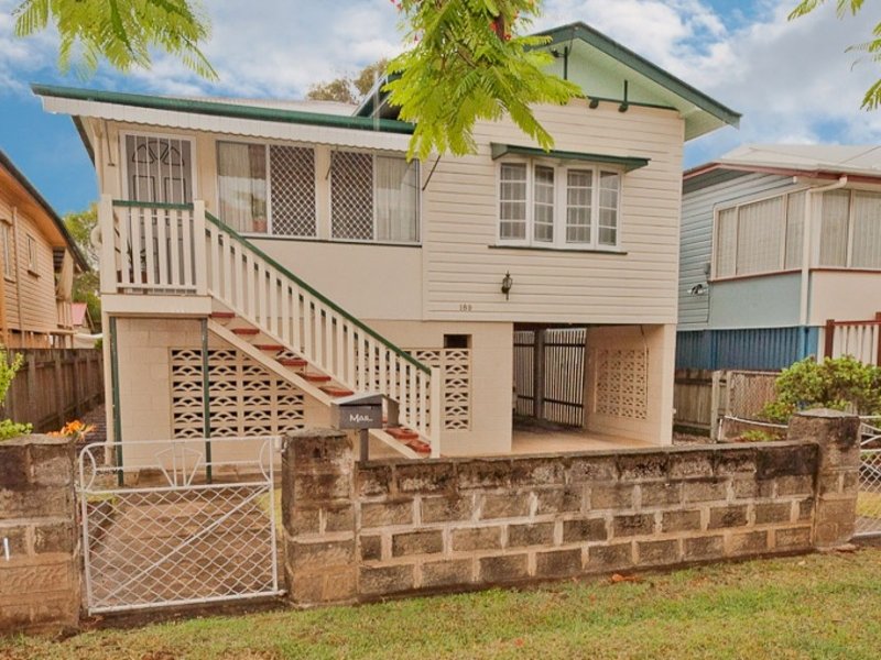 189 Rainbow Street, Sandgate, Qld 4017 Property Details