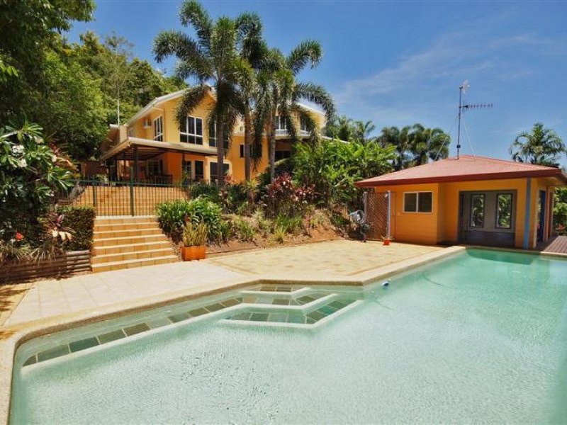 123127 Harvey Road, Redlynch, QLD 4870